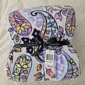Vera Bradley oversized throw blanket